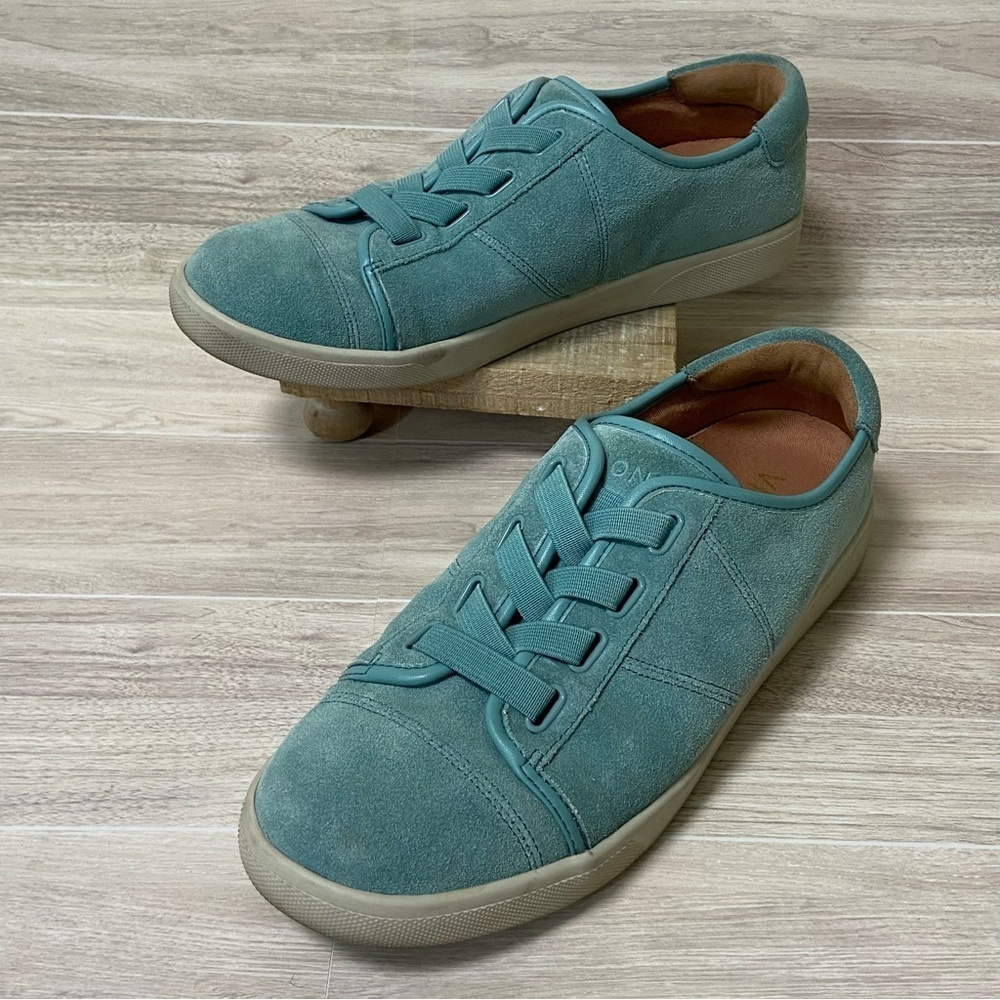 VIONIC / Jean Suede Sneaker Slip On Teal Size 7